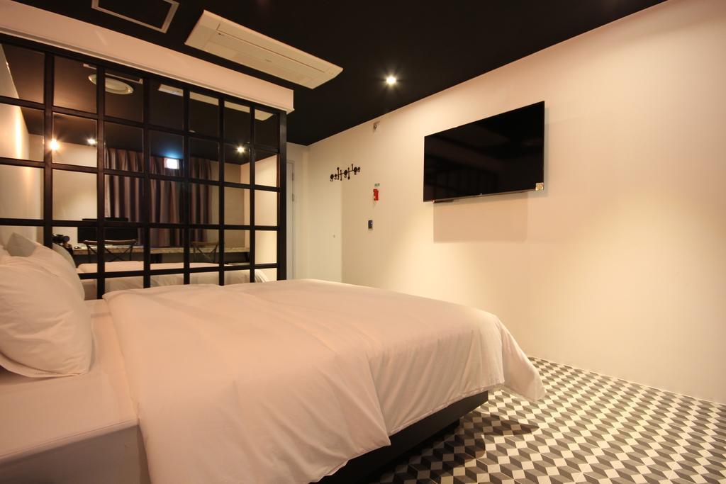Soyu Hotel Пусан Екстериор снимка